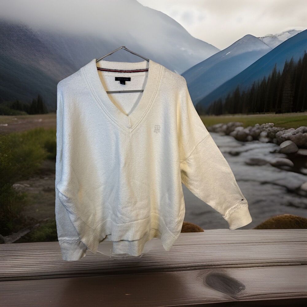 Tommy Hilfiger Men’s Cream V-Neck Sweater Tags Removed Oversized Unisex Chunky